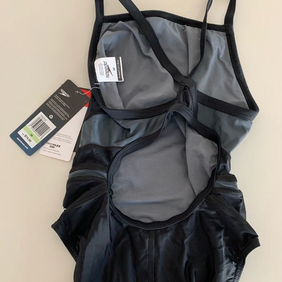 Speedo fly back racing suit, NWT, size 30 - Picture 2 of 2